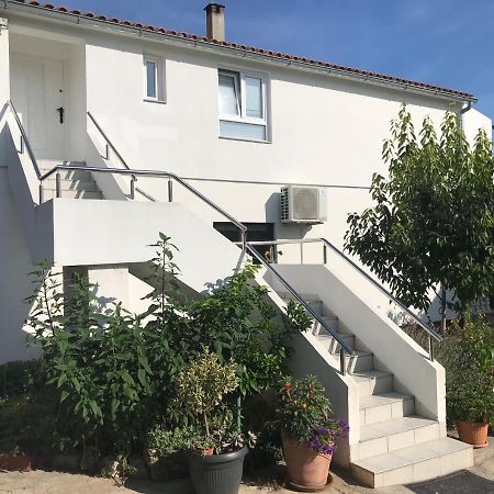 Beachfront Apartment Sun Βόντιτσε Εξωτερικό φωτογραφία